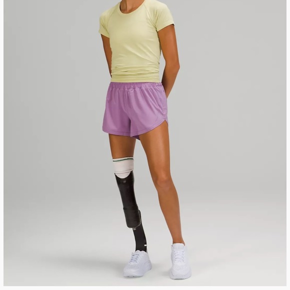 NWT Lulu wisteria purple track that 3” high rise - Picture 4 of 7